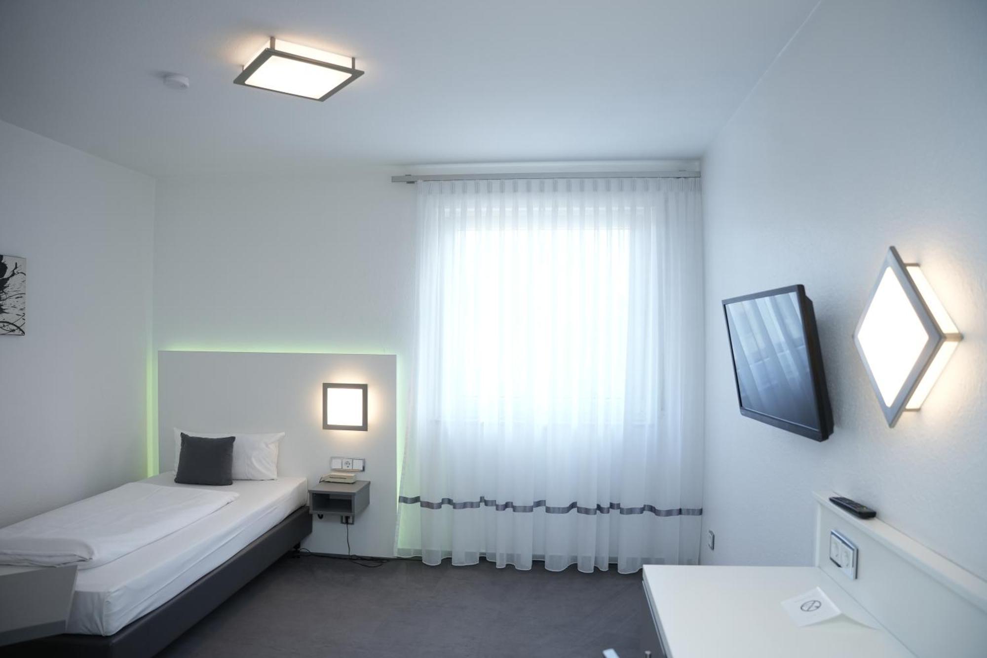 Weber Hotel Μάνχαιμ Εξωτερικό φωτογραφία