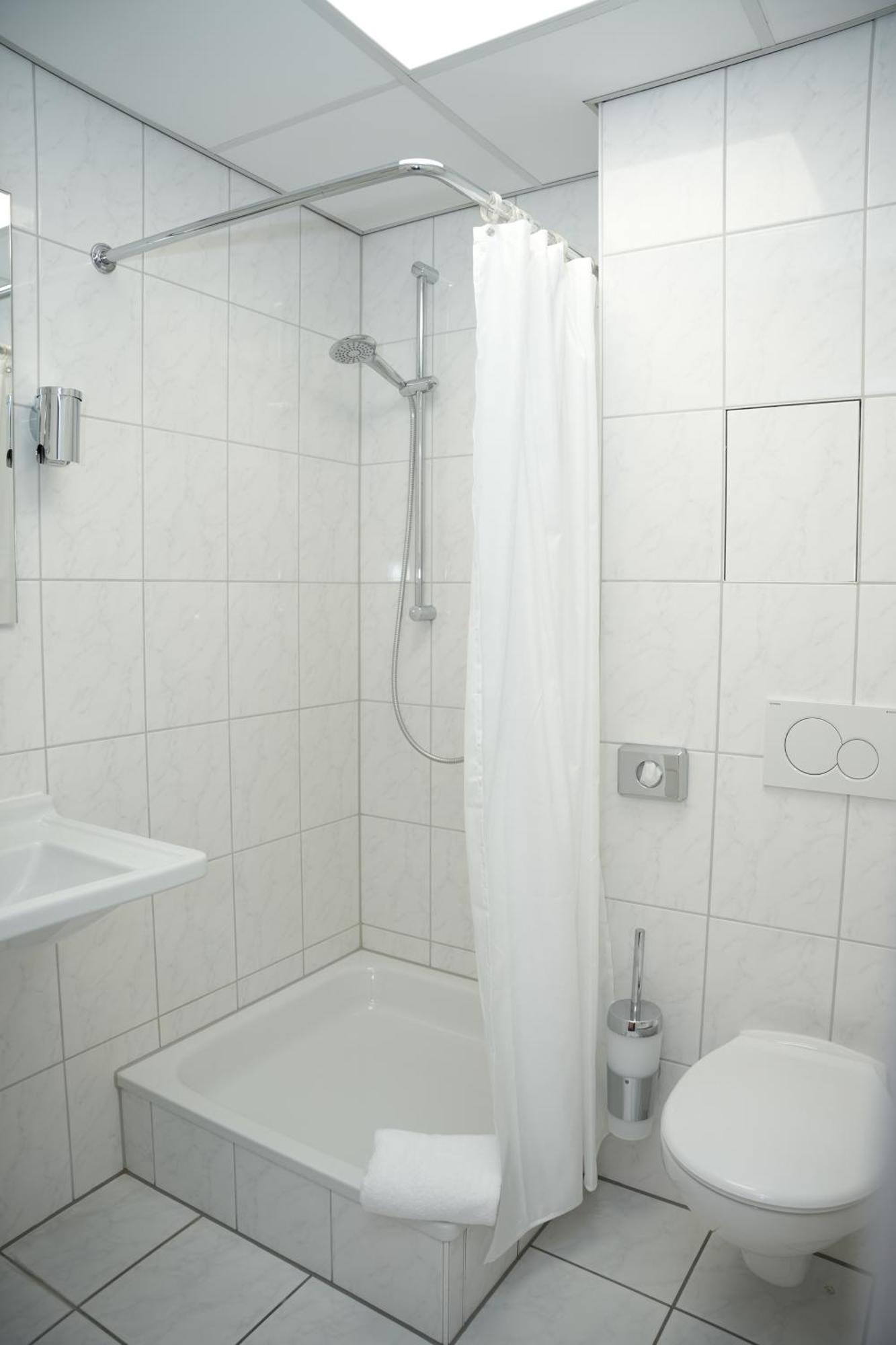 Weber Hotel Μάνχαιμ Εξωτερικό φωτογραφία